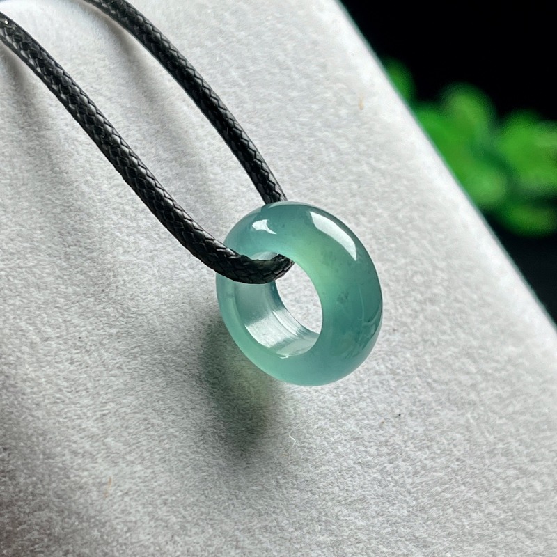 Jewelry & Watches Sp Z Oo Opinie - Natuurlijke smaragd blauw water gelukskraal ring
