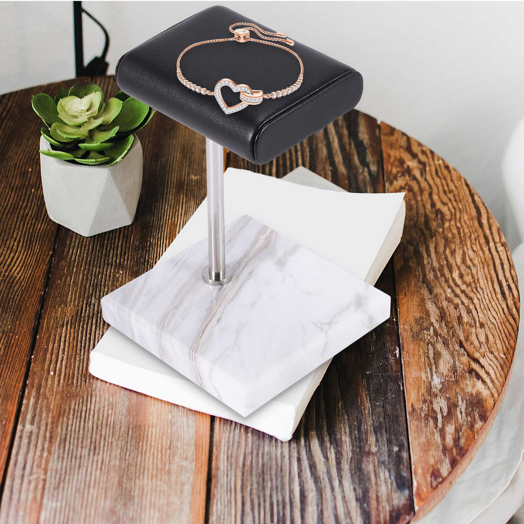 ABQR Wit Marmeren Horlogearmba - Watches & Jewelry Lvmh recensie en prijs