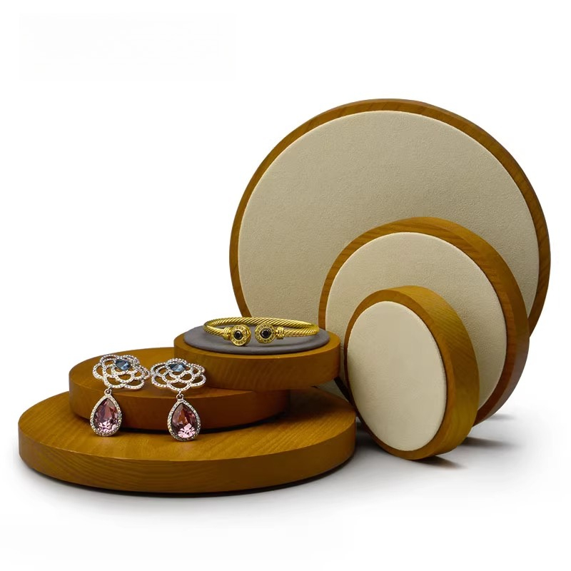 Massief houten sieradenschaal  - Jewelry And Watches Stores recensie en prijs